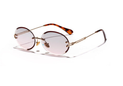 Alternate view: Women's glasses