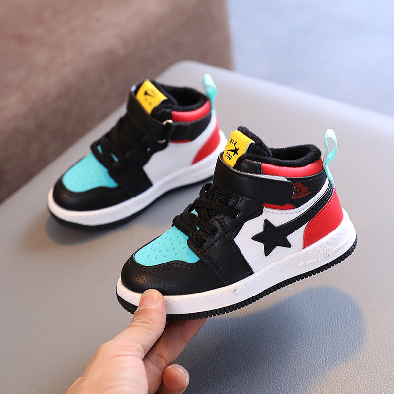 Boys casual sports shoes