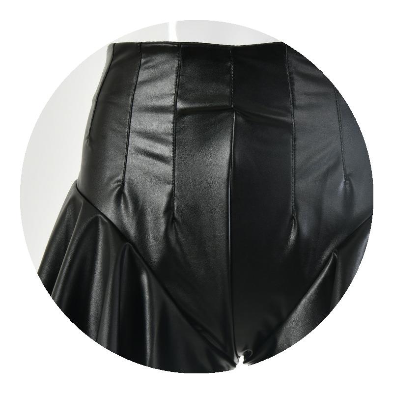 Alternate view: Women's black short skirt