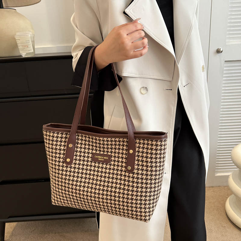 Alternate view: Women's shoulder bag