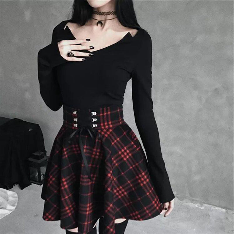 Women's red skirt pleated polyester