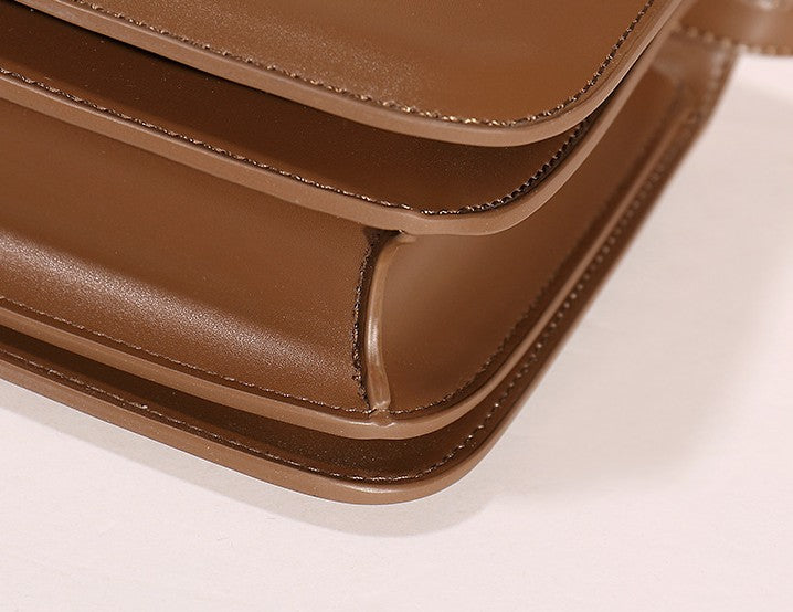 Alternate view: Women's retro leather bag