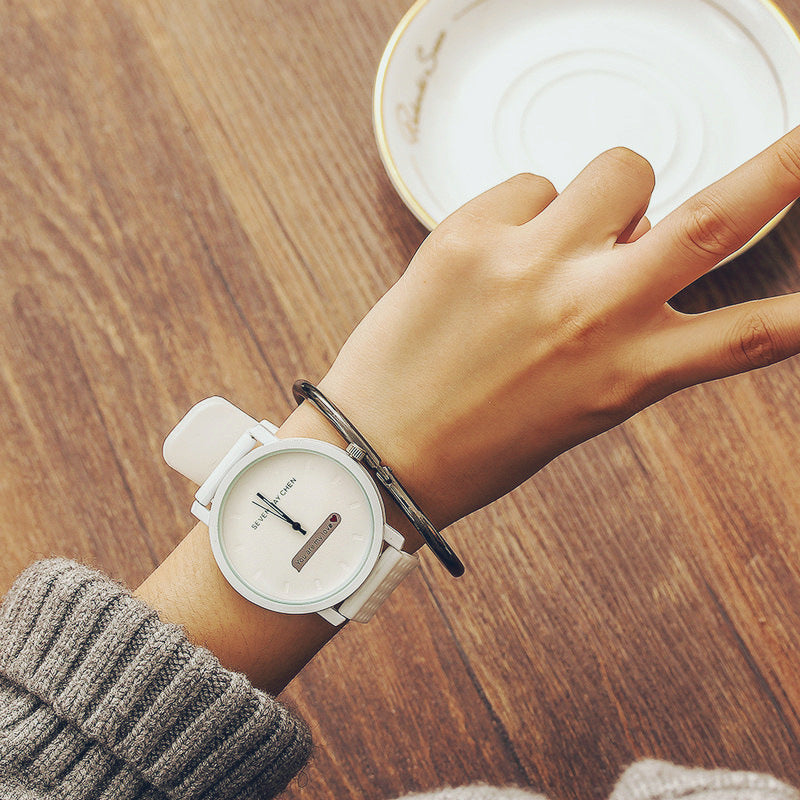 Alternate view: Unisex retro black & white watch