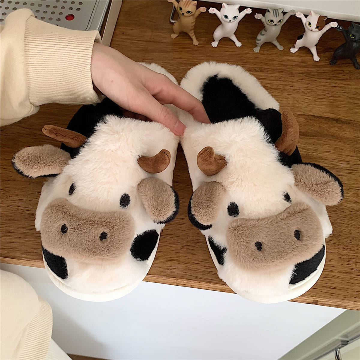 Women's white animal slippers