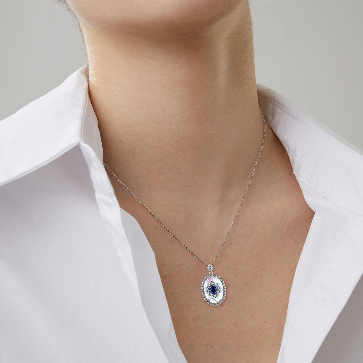 Alternate view: Women's sapphire pendant