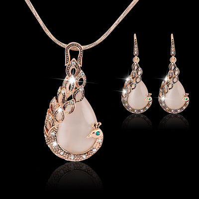 Alternate view: Women's necklace & earrings