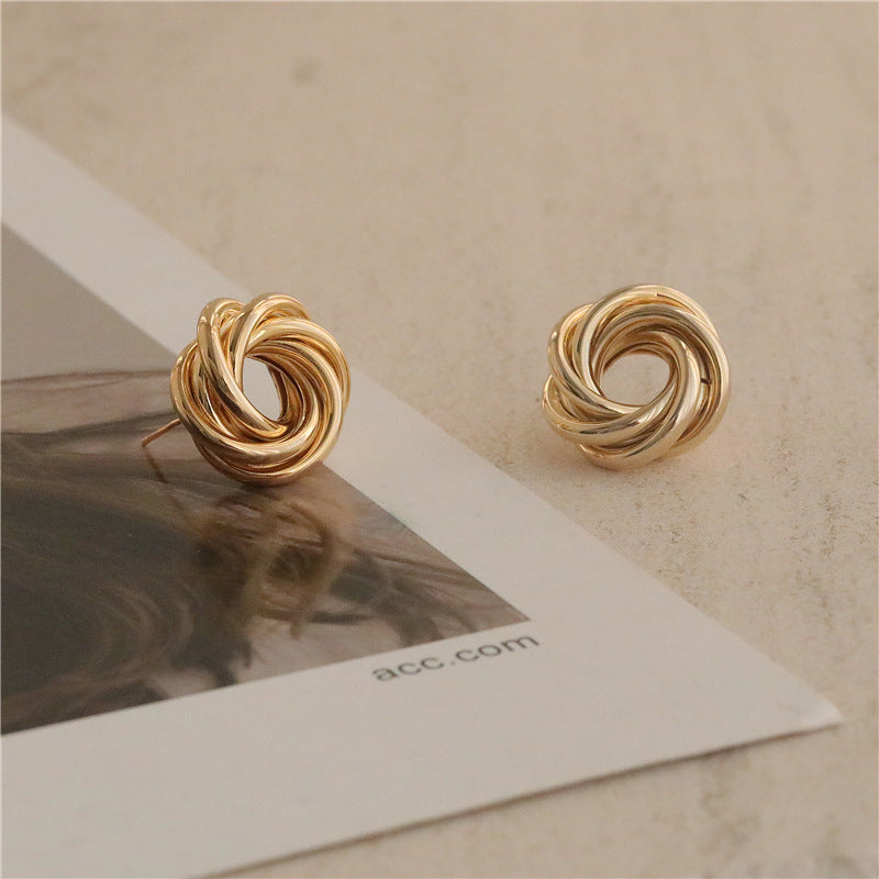 Women's flower hollow earrings