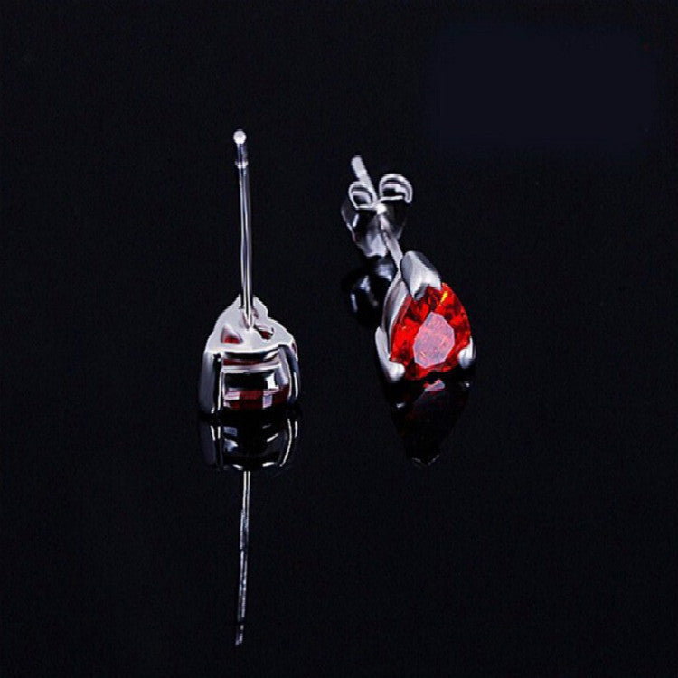 Alternate view: Women's necklace & earrings