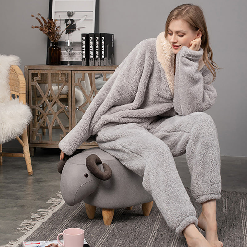 Alternate view: Women's pajama set