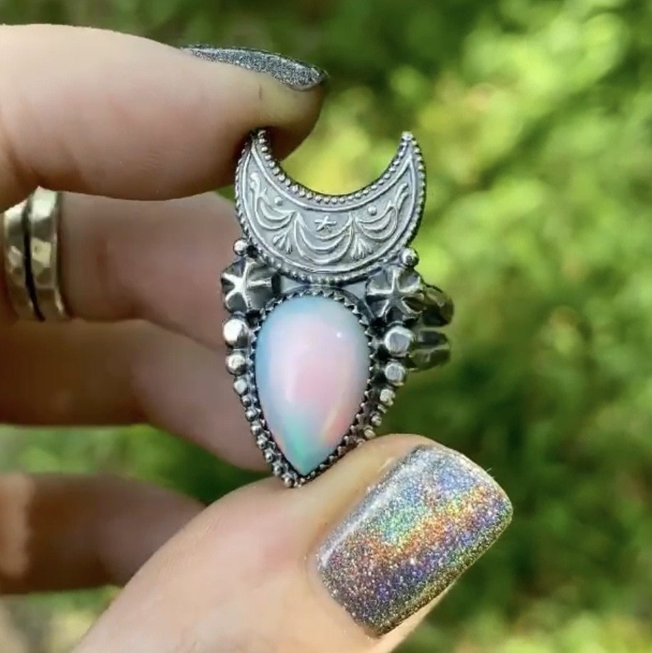 Alternate view: Women's moon & skull ring