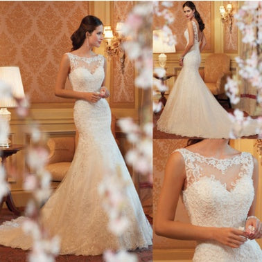 Women's lace wedding dress