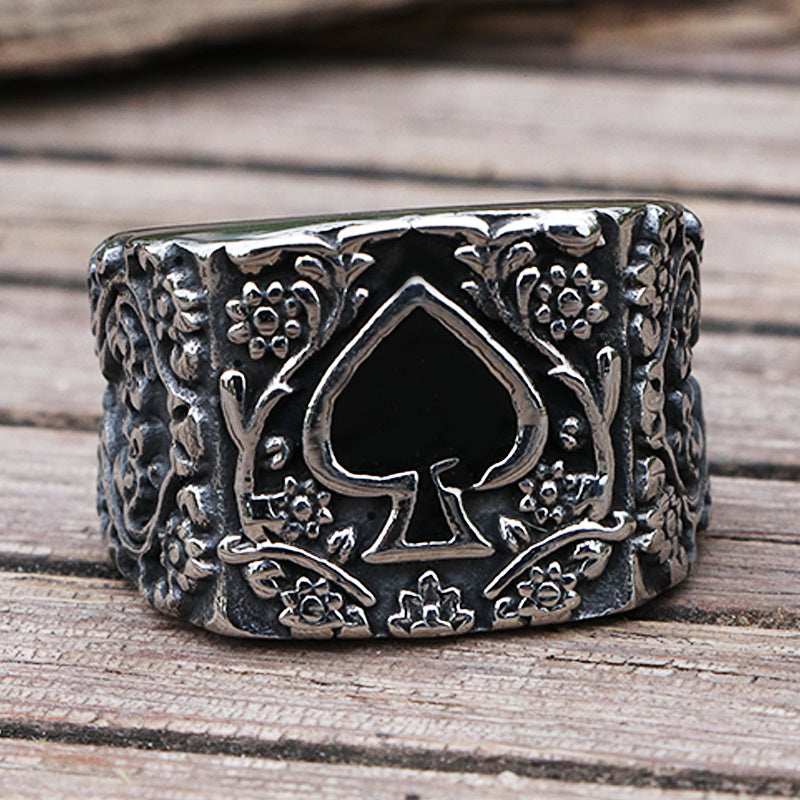 Unisex stainless steel spade ring