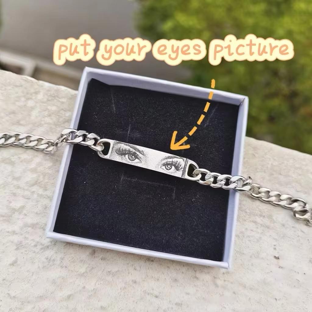 Unisex engraved bracelet