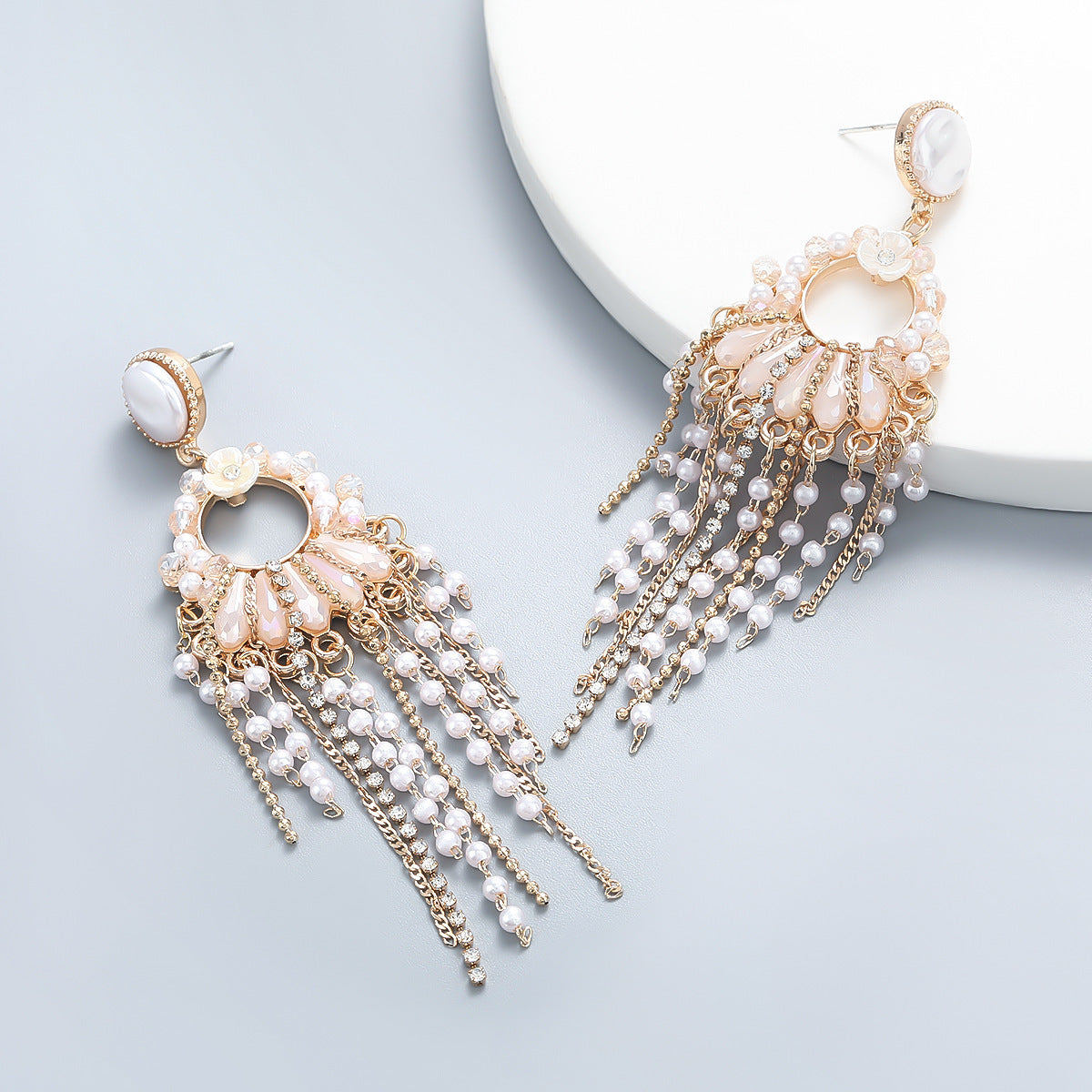 Alternate view: Women's pearl tassel earrings