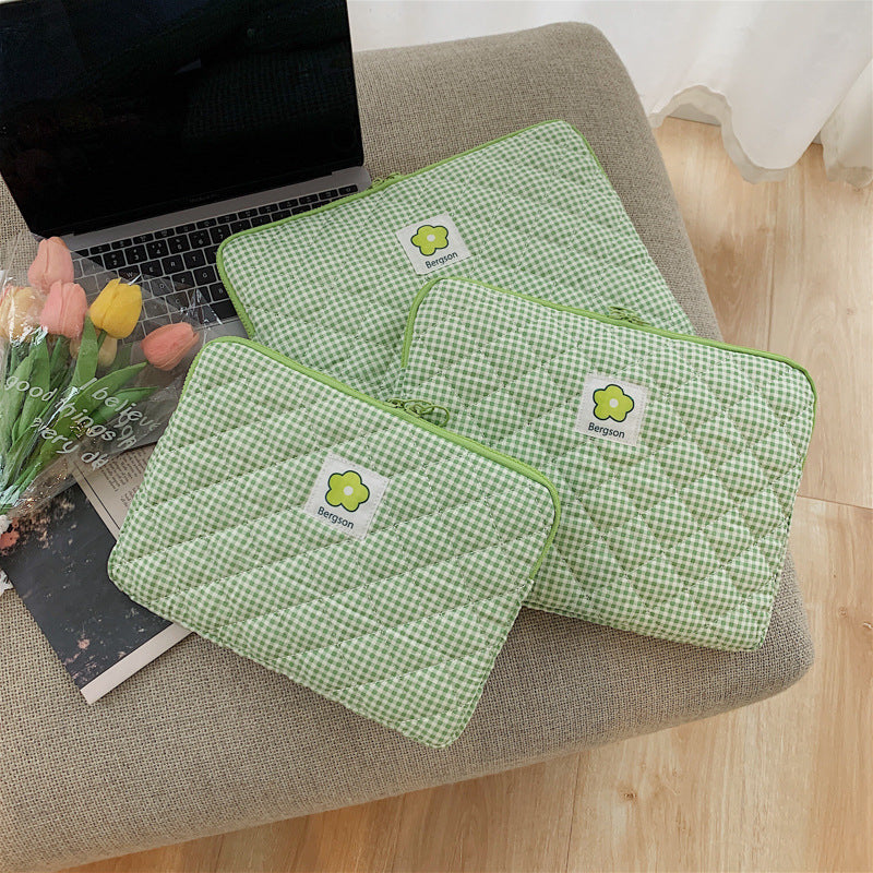 Alternate view: Unisex heart plate bag
