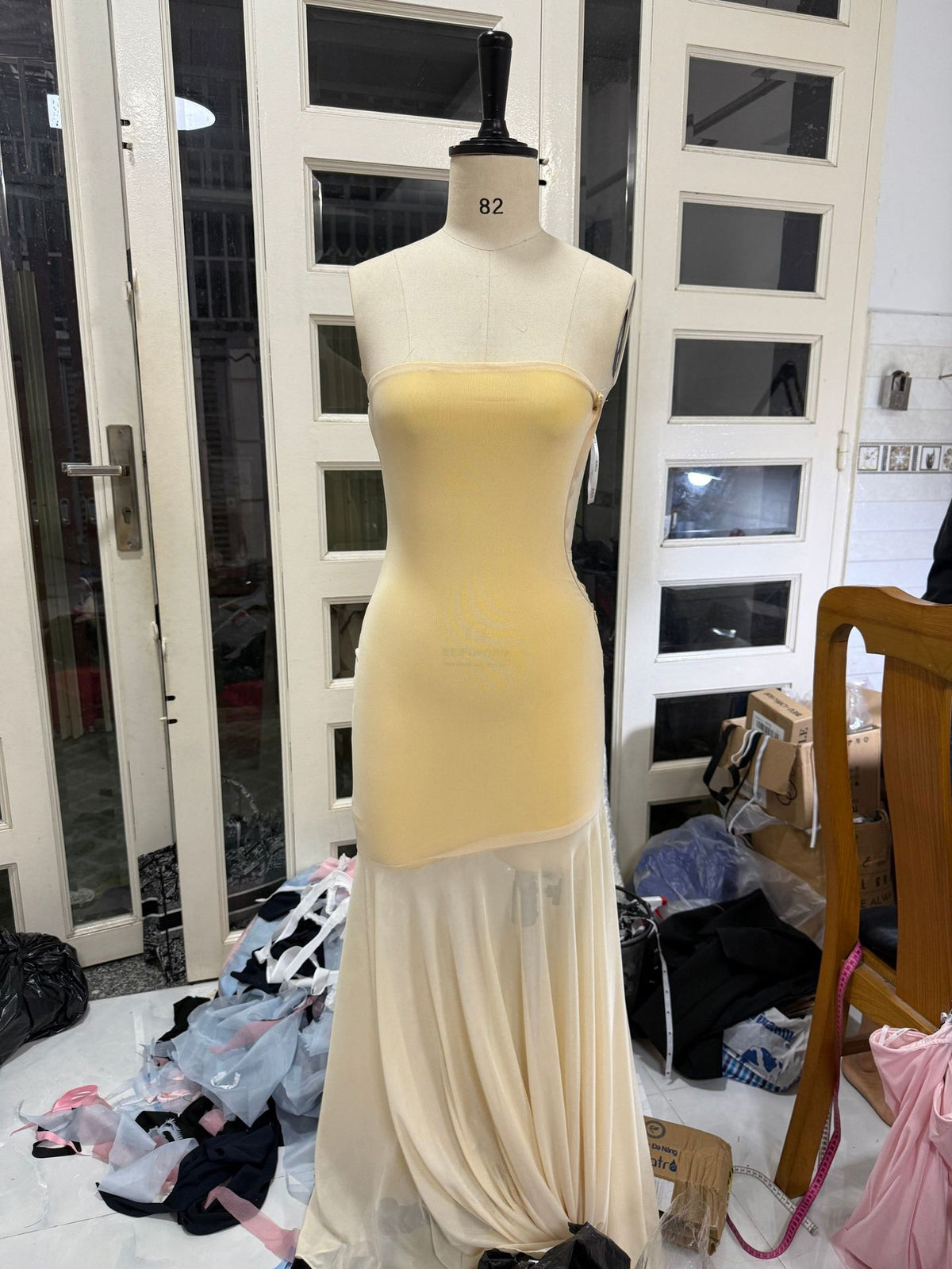 Women's yellow solid dress