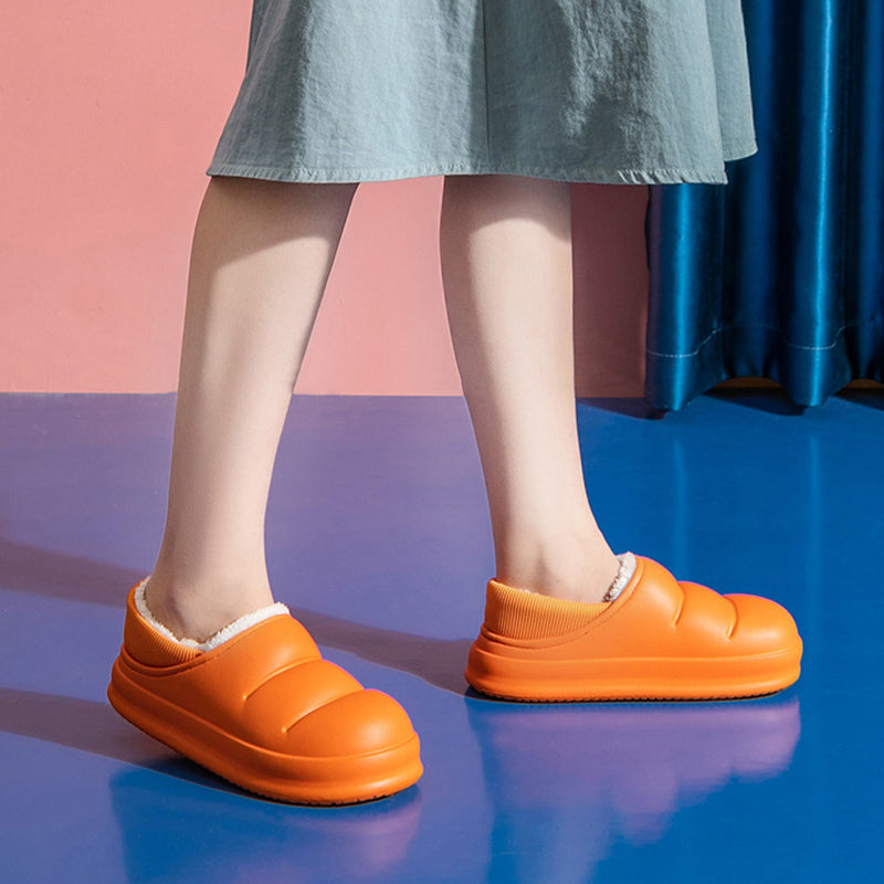 Alternate view: Unisex waterproof slippers