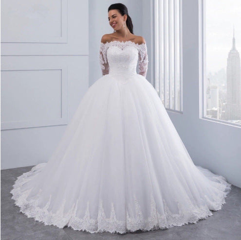 Women's pure white lace wedding dress