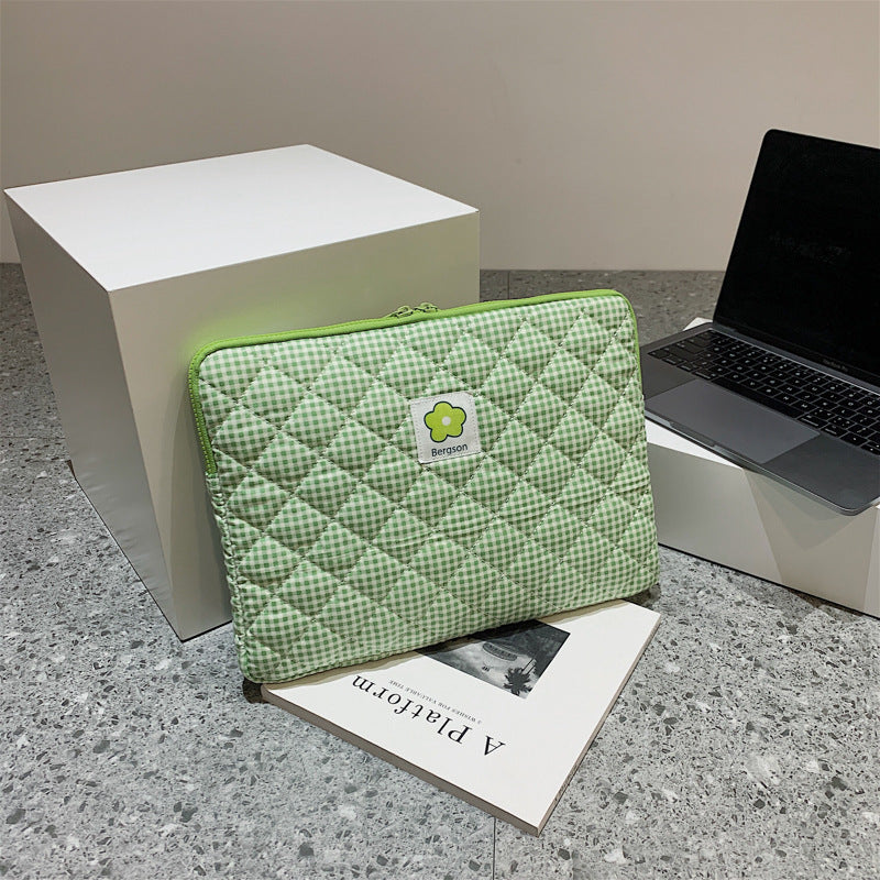Unisex green lattice l heart plate bag