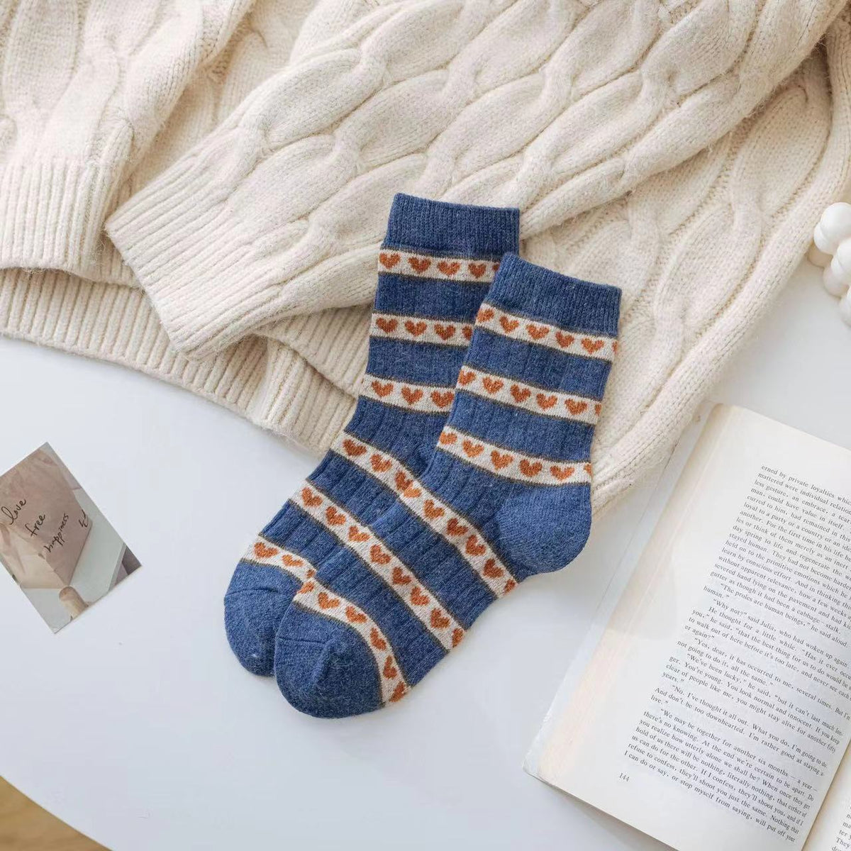 Unisex love socks