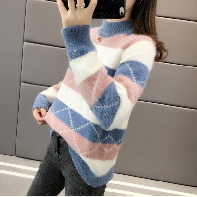 Women's chic autumn sweater