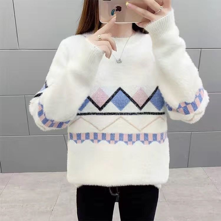 Women's chic autumn sweater