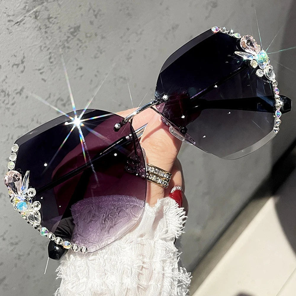 Alternate view: Women's vintage sunglasses