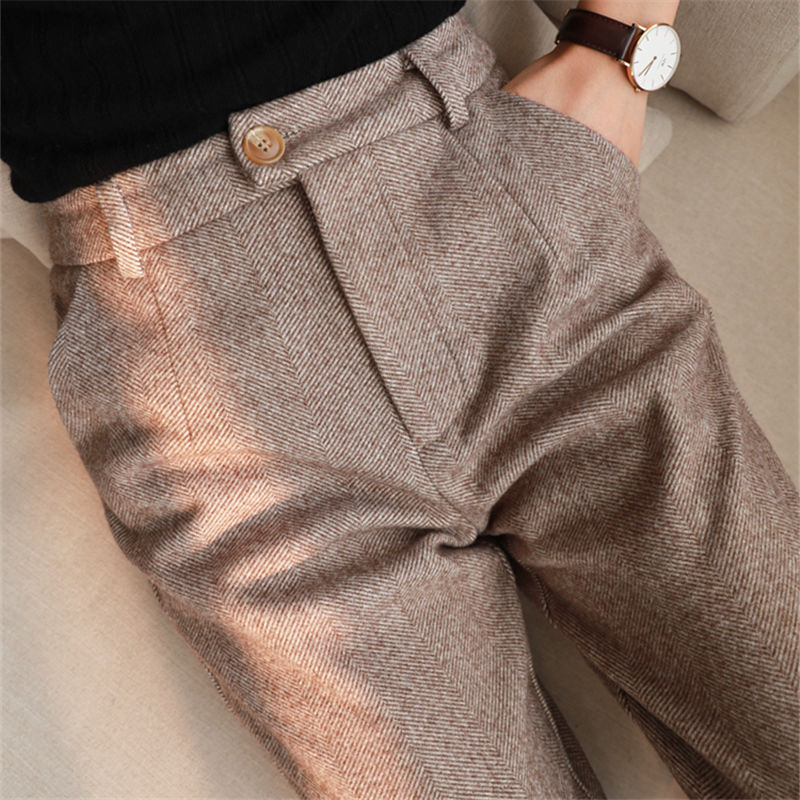 Women's high-waisted pants