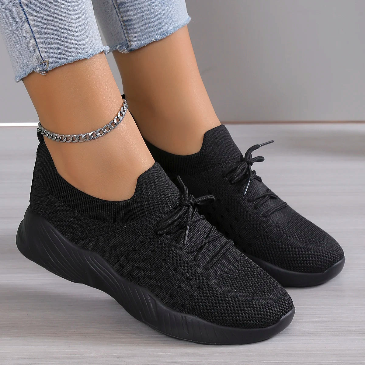Alternate view: Women's breathable sneakers