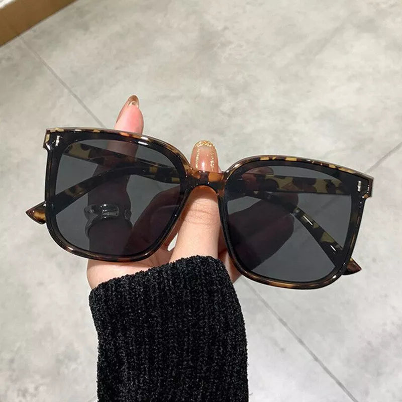 Alternate view: Women's oversized sunglasses