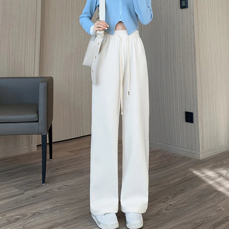 Women's beige capri pants