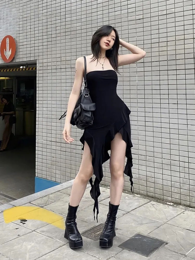 Women's simple black dress