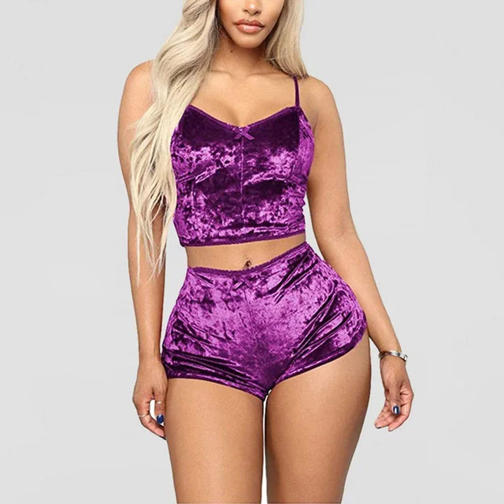 Women's purple velvet camisole & shorts pajamas