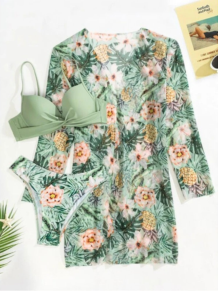 Alternate view: Women's beach beauty bikini