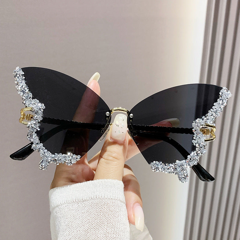 Women's dark color diamond sunglasses