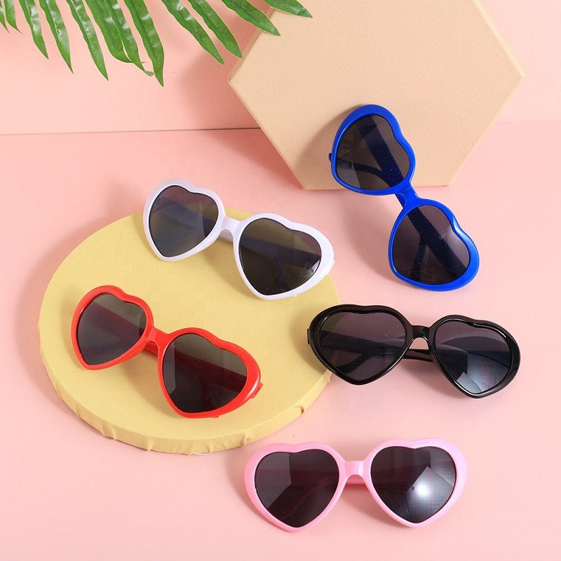 Alternate view: Women's heart sunglasses