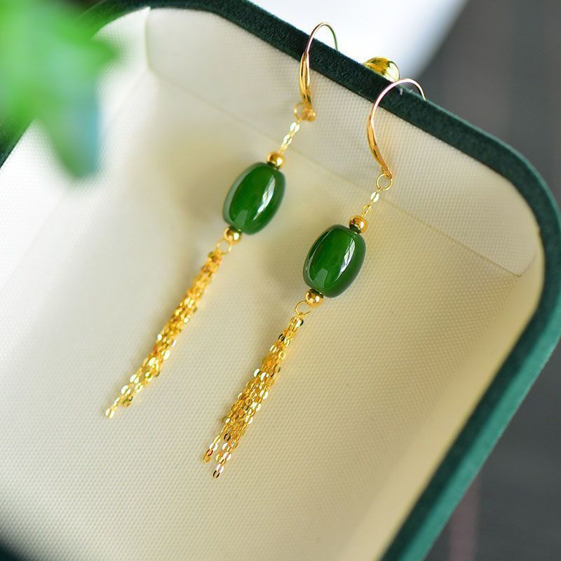 Women's oval green earrings