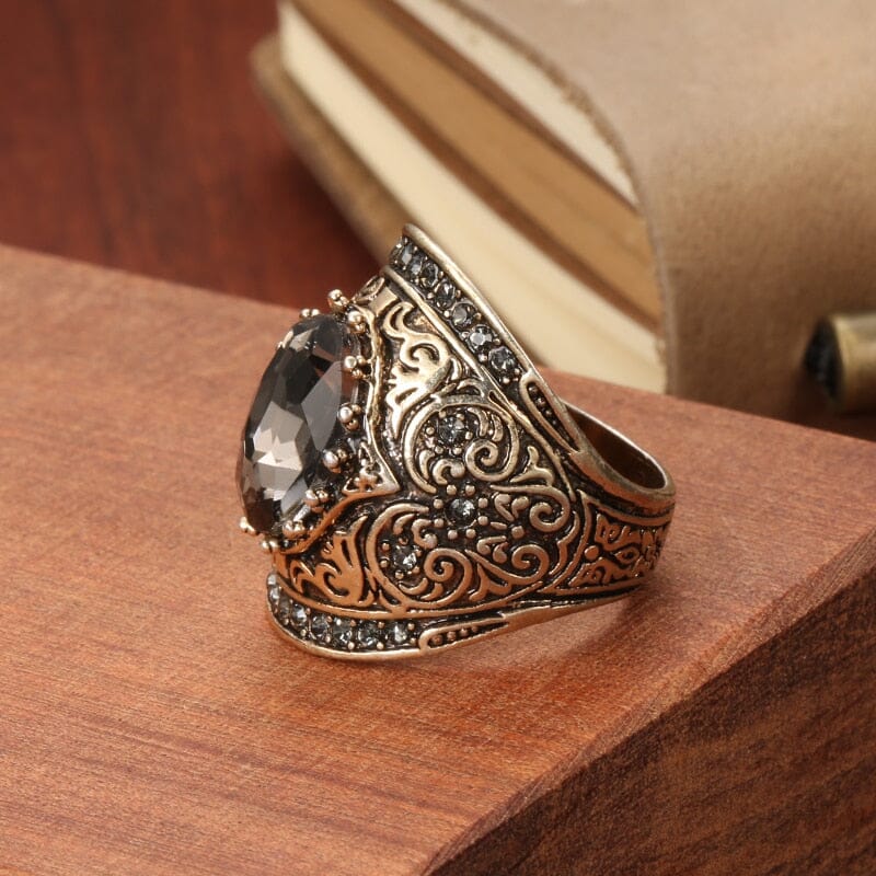 Alternate view: Women's antique gold ring