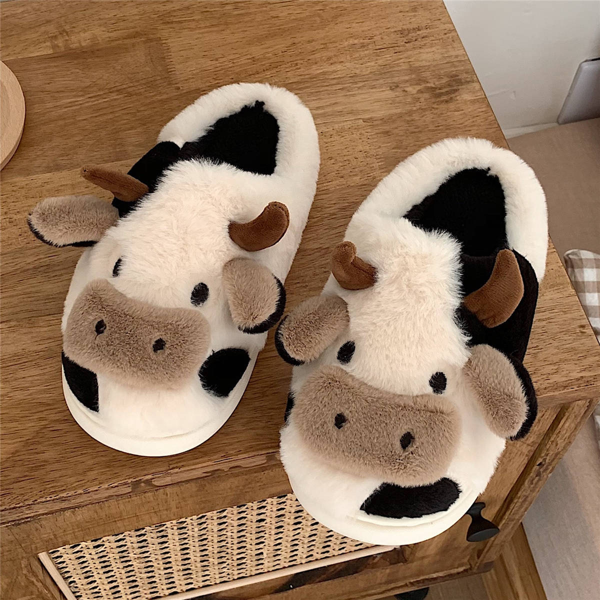 Women's white animal slippers