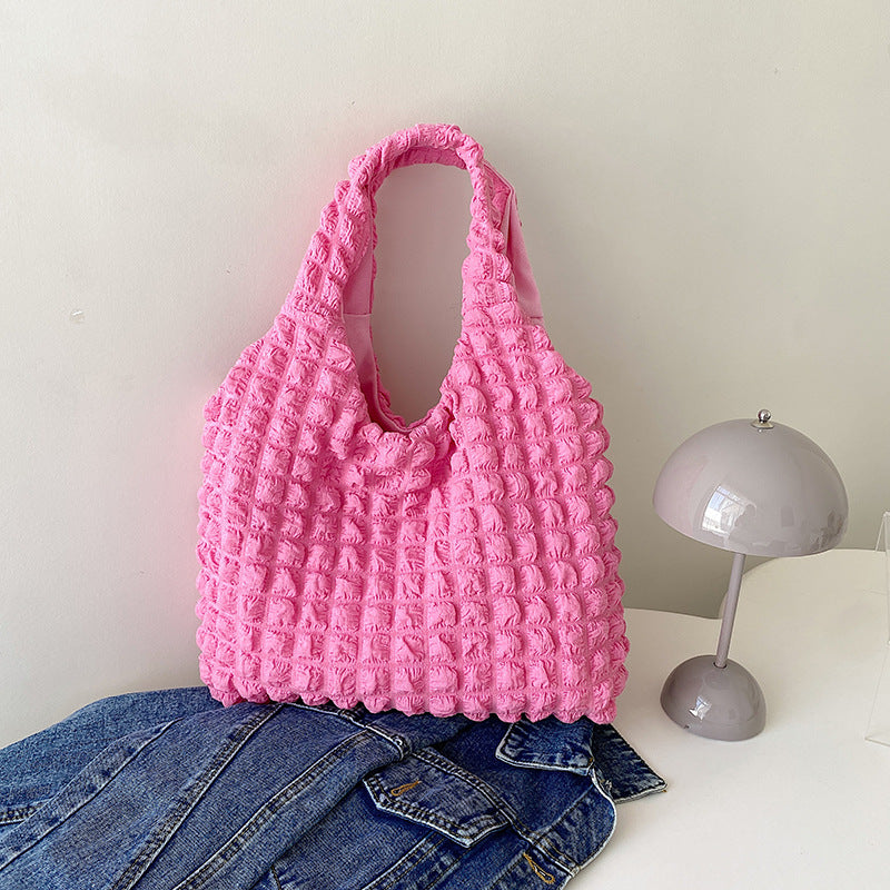 Girls fashionable handbags