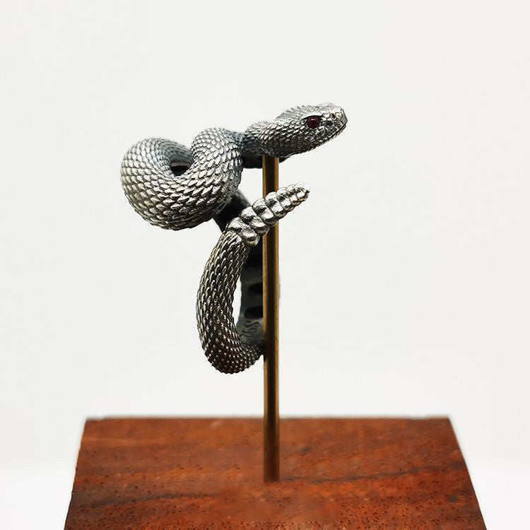 Unisex rattlesnake ring