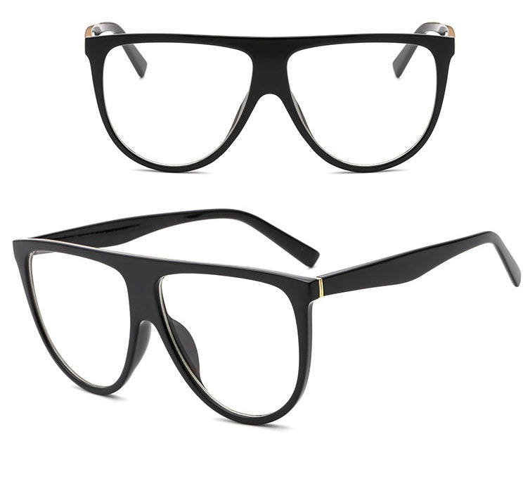 Women's black flat gradient sunglasses