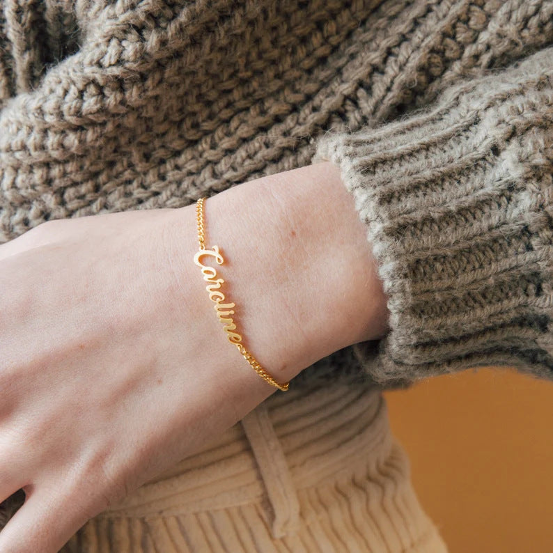 Women's gold custom name bracelet