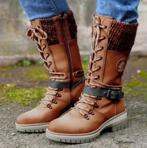 Alternate view: Women's square heel boots