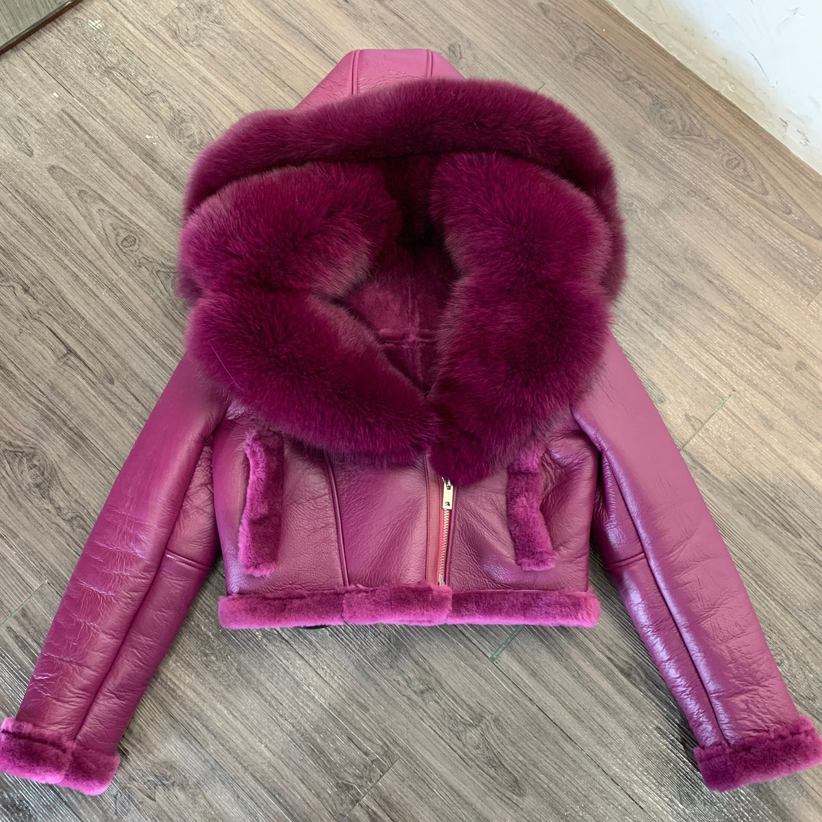 Women's hooded lamb fur jacket