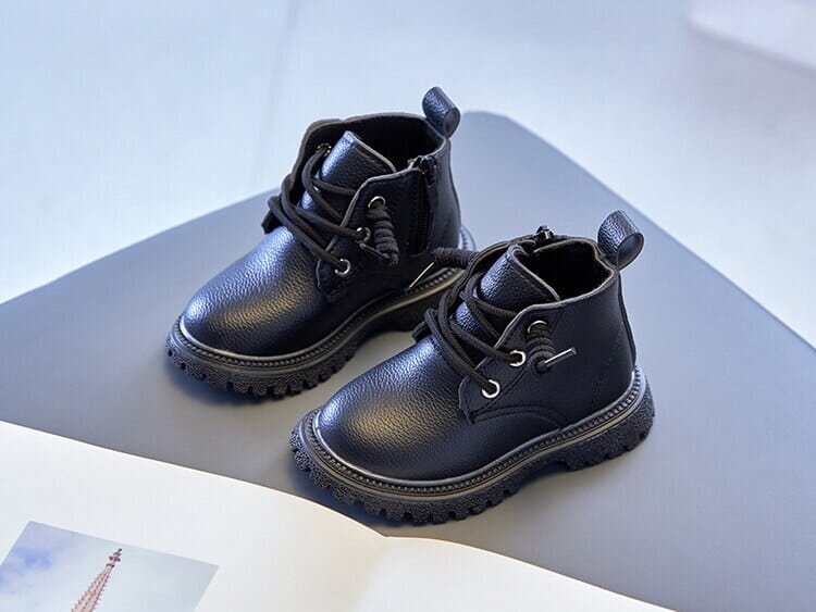 Boys short boots