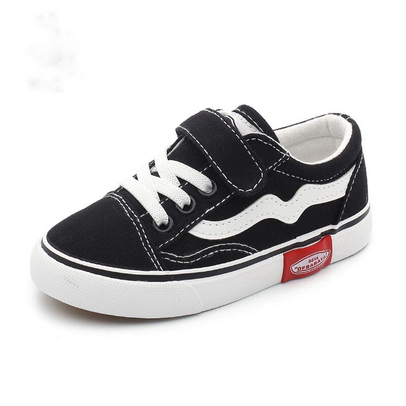 Kids breathable sneakers