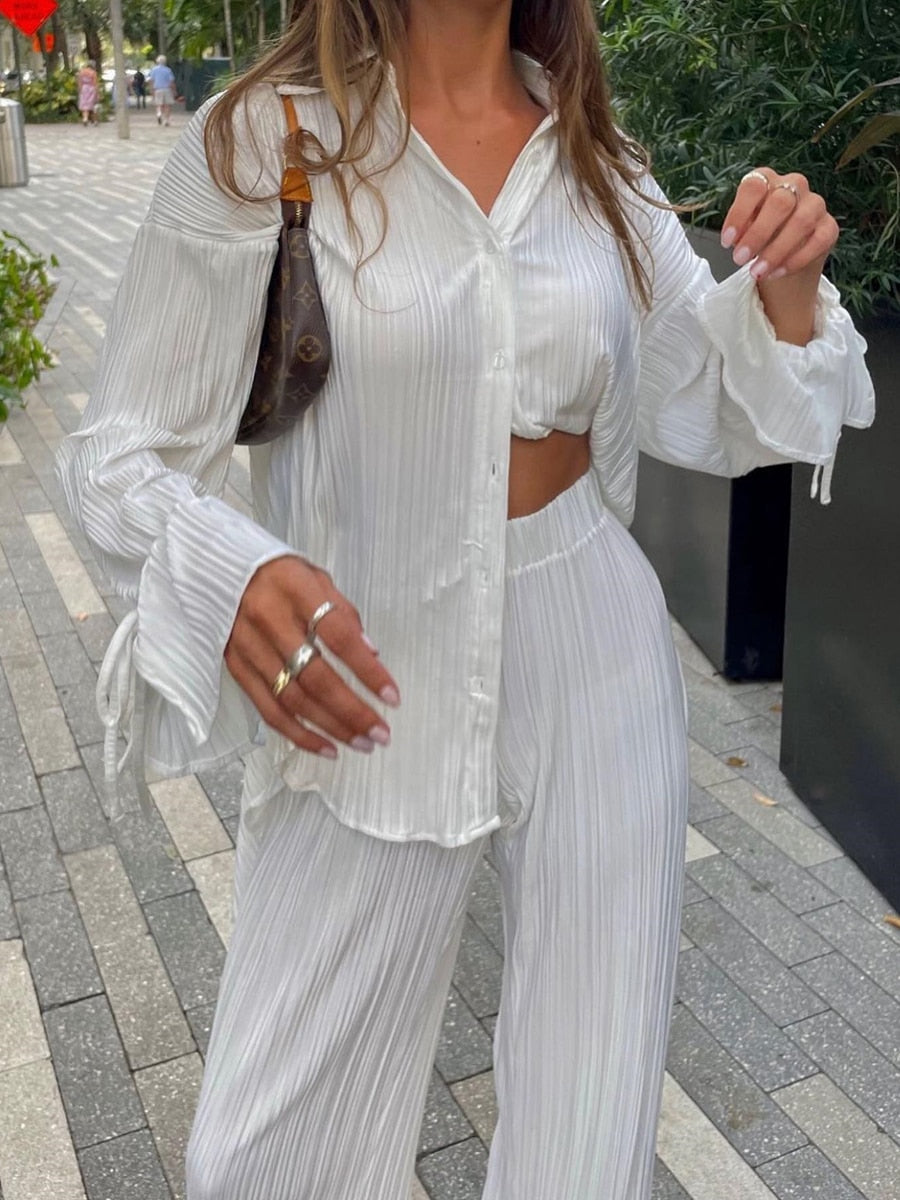 Women's pleated shirt & trousers