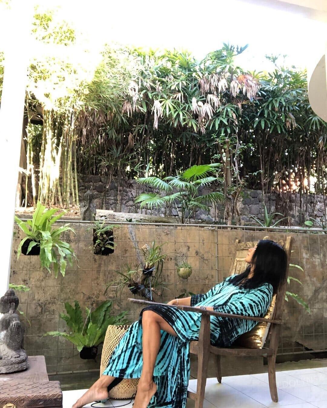Alternate view: Women's boho beach cover up