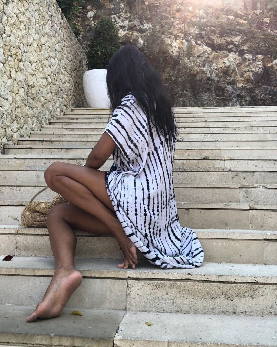 Alternate view: Women's boho beach cover up
